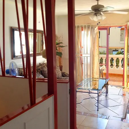 Cosy Studio In Los Cristianos *
